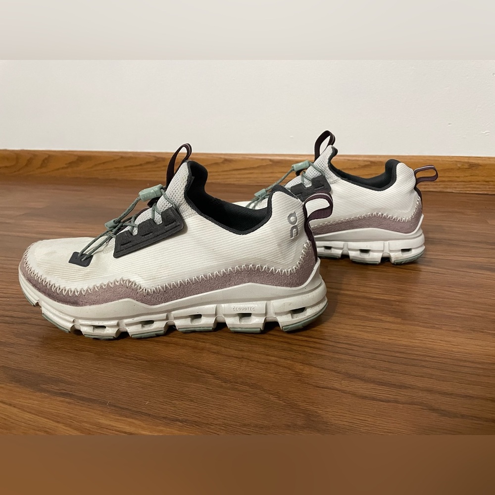 On Running White and Gray Sneakers